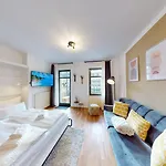 Apartment Cozyhome Mitte
